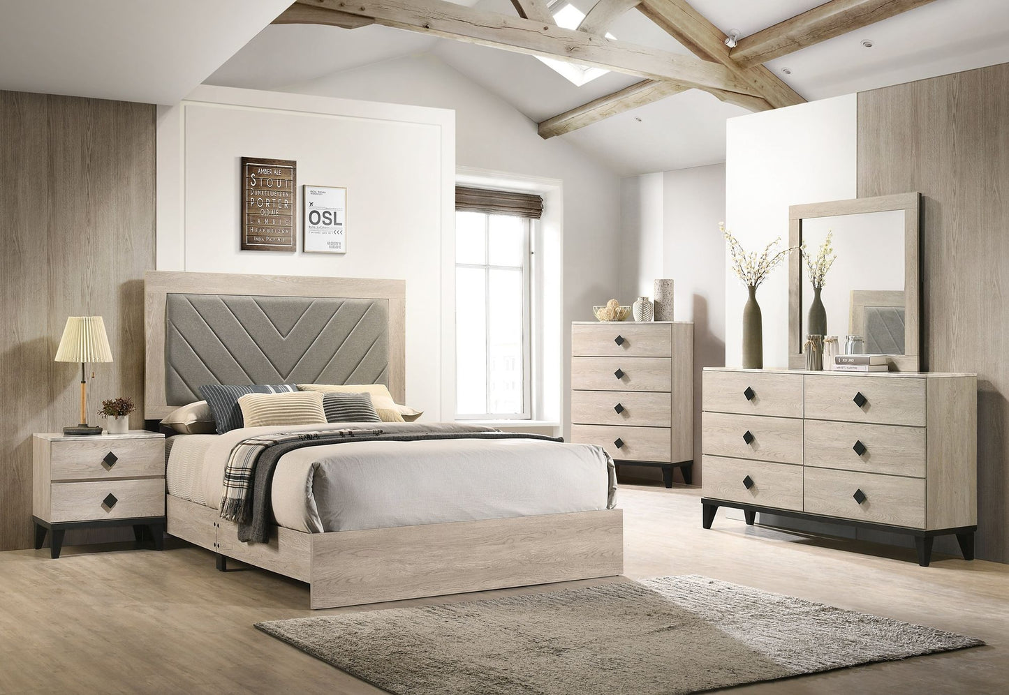 Cream Finish Queen Size Bed Bedroom Furniture