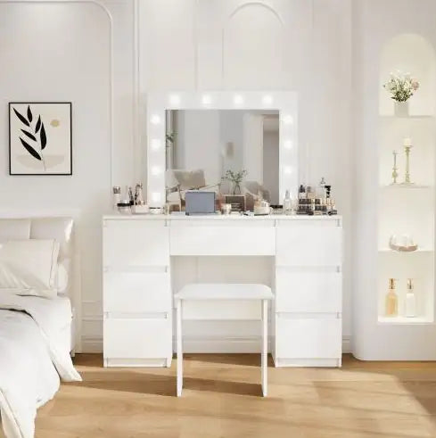 Large White Vanity Table With Mirror And Light