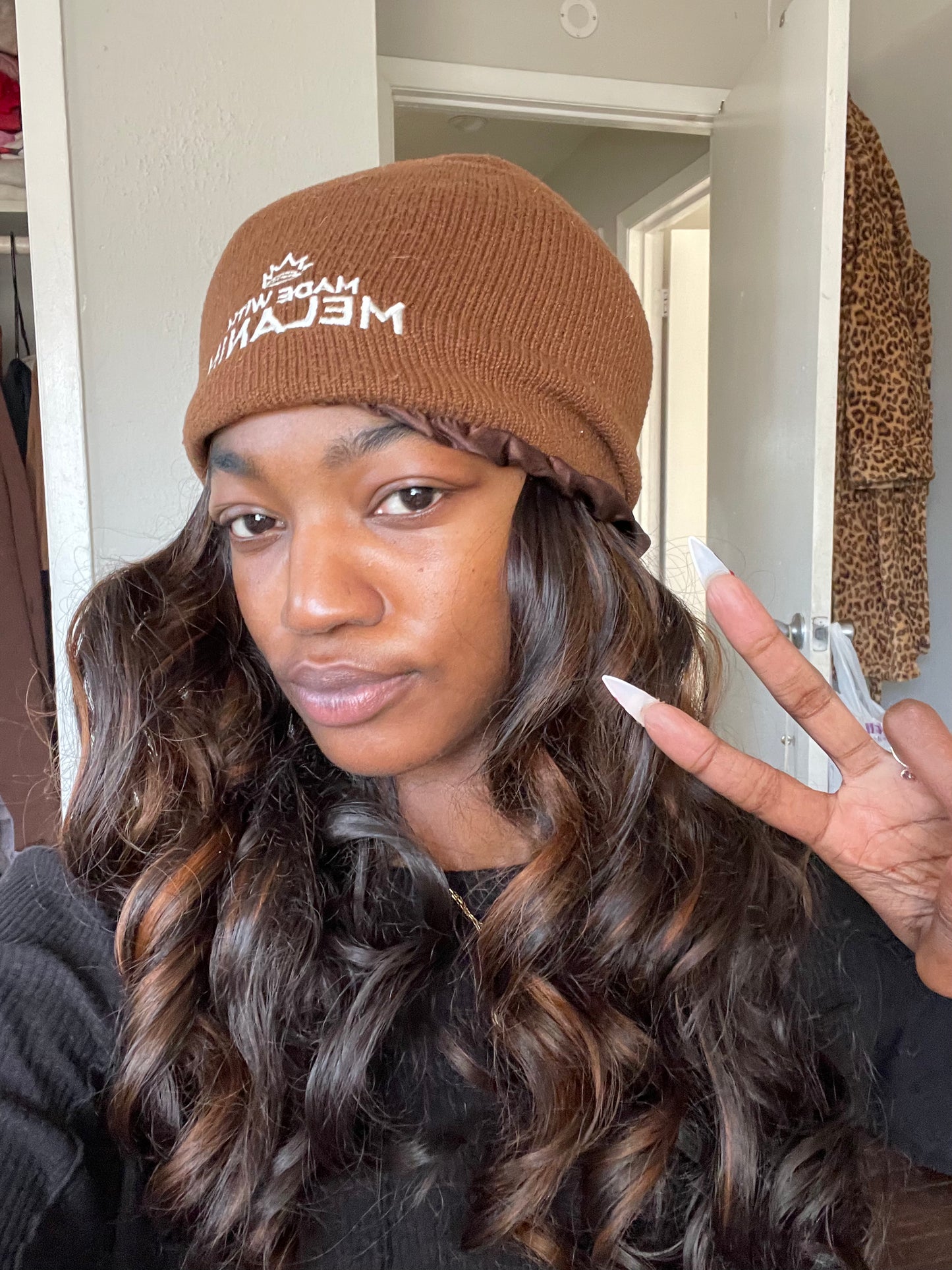 Highlight Wavy Headband Wig - Brown & Black